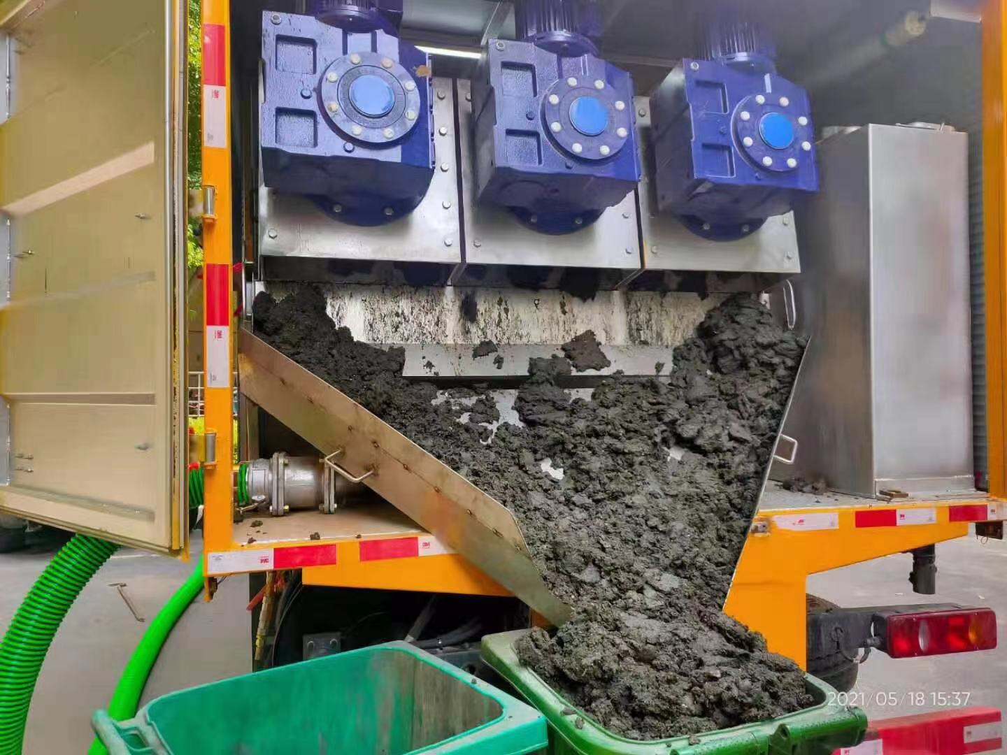 青川化粪池清掏城市维护站-泥浆净化干湿分离处理